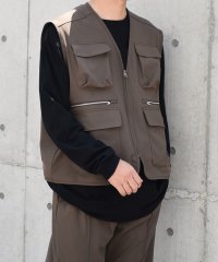 SHIPS any MEN/SHIPS any: 〈洗濯機可能〉ストレッチ ナイロン マルチポケット ベスト (セットアップ対応)◇/506701911