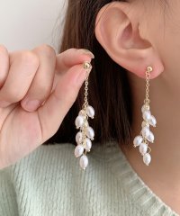 shoppinggo/ショッピングゴー shoppinggo パールピアス 揺れる 結婚式 おしゃれ オフィス イヤリング シンプル かわいい 大人 卒園 卒業 フォーマル 人気アク/506773743