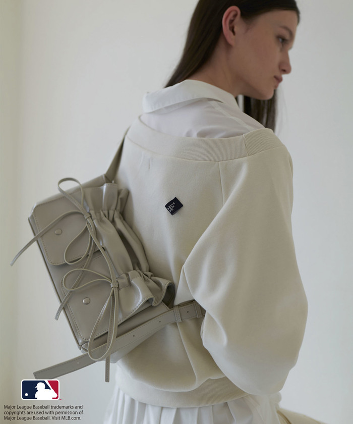 セール】【MLB COLLECTION BY JUN】ロゴ型押しリボンショルダー セール】【MLB COLLECTION BY JUN】ロゴ型押しリボンショルダー