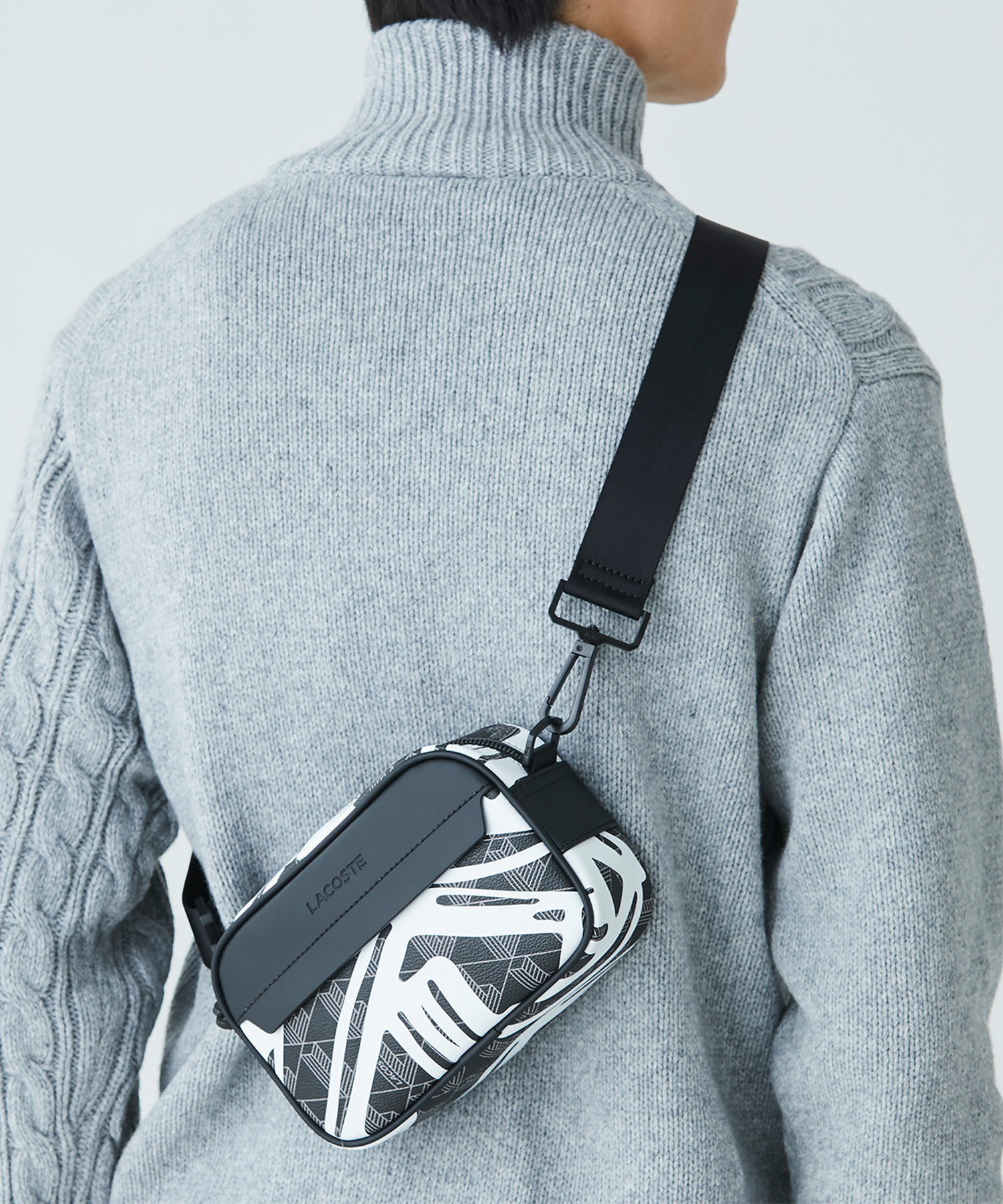 【LACOSTE】ザ ブレンド シーズナル スモールショルダーバッグ Amazon.co.jp: [ラコステ] [公式] ザ ブレンド シーズナル