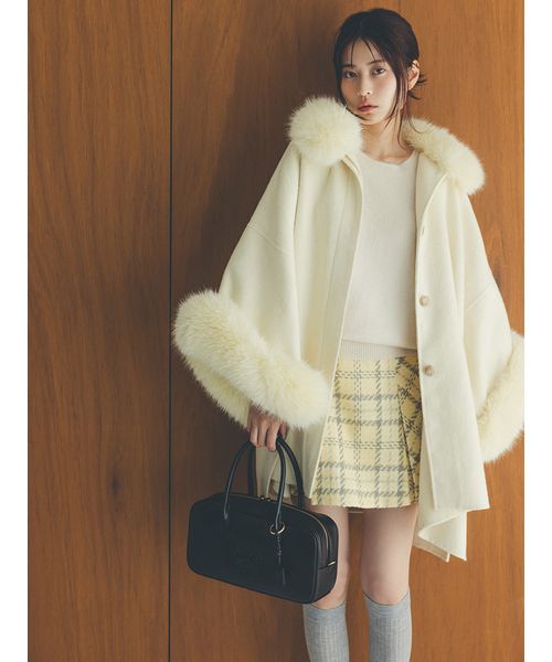 SNIDEL】2024冬新作ファー付きミドルケープコート