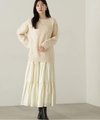 PROPORTION BODY DRESSING/パウダーサテンティアードスカート　24AW/506867564