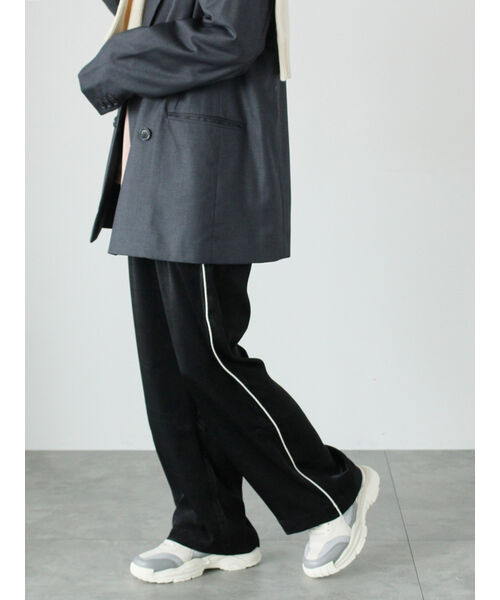【気質アップ】 Lunonさんの割引価格 Fred Perry ブラック トップス