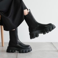 I NEED MORE SHOES/アイニードモアシューズ I NEED MORE SHOES TRACK SOLE SIDE GORE BOOTS 【hannah】/506885956