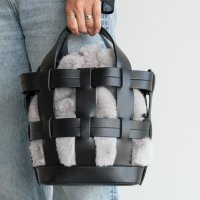 I NEED MORE SHOES/アイニードモアシューズ I NEED MORE SHOES ECO FUR WITH BASKET BAG 【lucy－fur－mini】/506885974