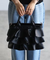 GUSCIO/グッシオ GUSCIO PUレザーフリルトートバッグ ショルダー付き/506887222