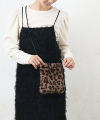 welleg sellect/ウェレッグ セレクト welleg sellect マグネットボタン付き ミニ ファーポシェット/506888719