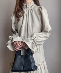FILLOU/フィルー FILLOU FILLOU フリルカラーフレアワンピース/506887419