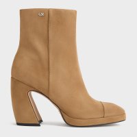 CHARLES & KEITH/Jyll ジル レザースカルプチュアヒールアンクルブーツ/506889600