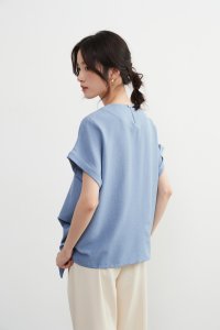 On One's Own/オンワンズオン On One's Own ノット結び半袖トップ・ラウンドネック・前タック・一枚でさまになる・シンプルオシャレ夏服/506891777