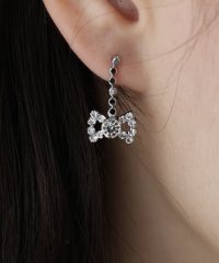 BLUEEAST/ブルーイースト BLUEEAST ビジューリボンペタルピアス/506897874