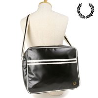 FRED PERRY/フレッドペリー FRED PERRY 14.5L CLASSIC SHOULDER BAG BLACK/ECRU [L8257－D57 FW24]/506901535