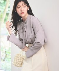 RUIRUE BOUTIQUE/ルイルエブティック RUIRUE BOUTIQUE アシンメトリープリーツケープブラウス(ボウタイ付)/506902826