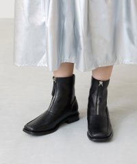 Menue/メヌエ Menue スクエアトゥ フロントジップ ショートブーツ/506922104