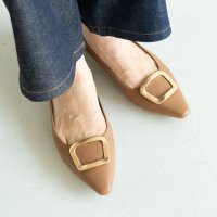 Launa lea/スクエアバックルフラットパンプス(0576)/506922363