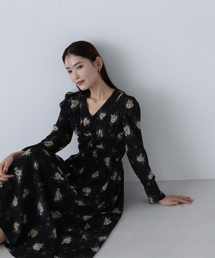 セール 50%OFF】スリットショルダープリントワンピース