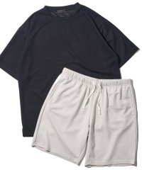 ADPOSION/ウノ ピゥ ウノ ウグァーレ トレ リラックス 1PIU1UGUALE3 RELAX 冷感ポンチ 半袖Tシャツ&ハーフパンツ ルームウェア/506928659