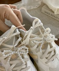 shopnikoniko/ショップニコニコ ShopNikoNiko フェイクパール ミニリボン スニーカーチャーム ma 韓国ファッション 韓国ガーリー アクセサリー アクセ スニーカ/506935265