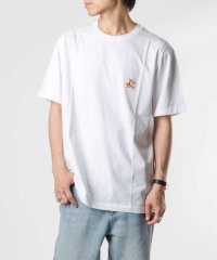 MAISON KITSUNE/メゾンキツネ MAISON KITSUNE MM00125KJ0008 Tシャツ SPEEDY FOX PATCH COMFORT TEE－SHIRT メンズ /506125876
