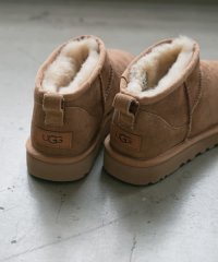 URBAN RESEARCH/【予約】『WEB限定』UGG　CLASSIC ULTRA MINI/506944348