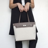 styiro/スタイロ styiro ■TVドラマ着用■ 【A4対応】ベルト金具トートバッグ/506889562