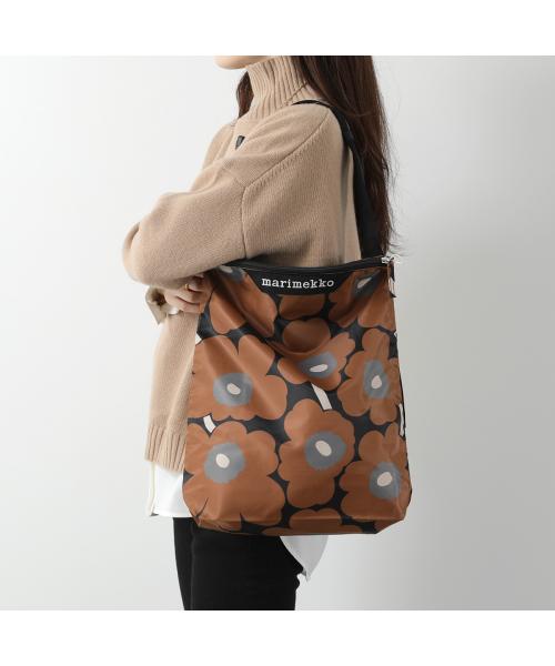 セール】marimekko ショルダーバッグ Neat Crossbody Unikko M セール】marimekko ショルダーバッグ Neat Crossbody Unikko M