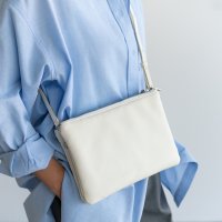 I NEED MORE SHOES/アイニードモアシューズ I NEED MORE SHOES PATTED TRIPLE POCKET SACOCHE 【jamo】/506948079