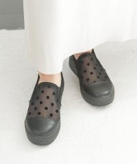 SOROTTO/ソロット SOROTTO 【軽量】メッシュ ドット柄のスリッポンスニーカー/Feee/506949691