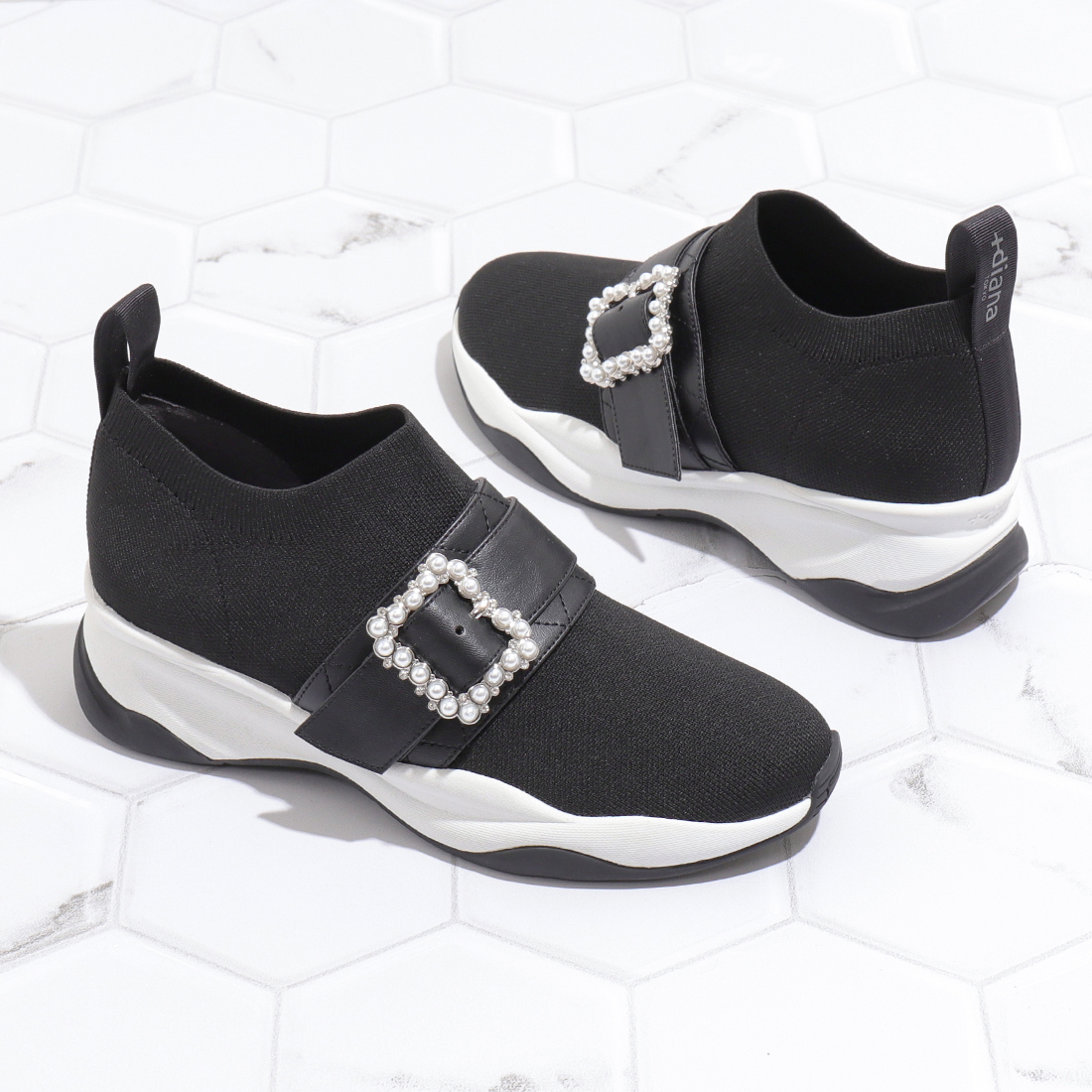 +ダイアナ キルティングスニーカー 5cmソール。黒。 ダイアナ キルティングスニーカー 5cmソール。黒。 靴・バッグの