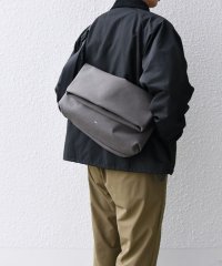 SHIPS any MEN/【SHIPS any 別注】Filer: 〈撥水加工〉トロピカル ビッグ ショルダーバッグ◆/506989334