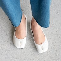 I NEED MORE SHOES/アイニードモアシューズ I NEED MORE SHOES TABI TOE FLAT SHOES 【106－1】/507004068