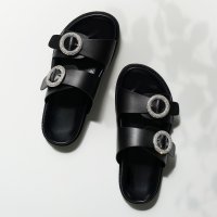 I NEED MORE SHOES/アイニードモアシューズ I NEED MORE SHOES RHINESTONE BUCKLE SANDALS 【ruby787】/507004125