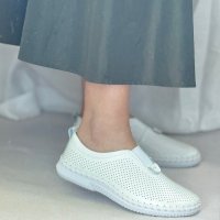 Tomieco/トミエコ Tomieco 本革仕様 パンチングスニーカー スリッポンスニーカー/507006040