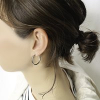 Noelmarket/ノエルマーケット Noelmarket ピアス 金属アレルギー対応 フープピアス つけっぱなし 細め シンプル 人気 両耳用 レディース アクセサリー 女性 男/507008840