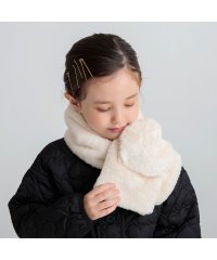 branshes/ハート型フェイクファーマフラー/507011600