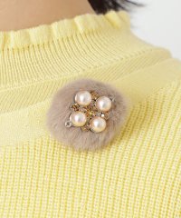 TO BE CHIC/フェイクファー プチブローチ/506967011