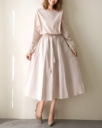 Lily of Valley/リリーオブバリー Lily of Valley ブラウジング 長袖 ボートネック ワンピース 上品 無地 ゆったり バルーン袖 膝下/507017301
