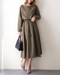 Lily of Valley/リリーオブバリー Lily of Valley ブラウジング 長袖 ボートネック ワンピース 上品 無地 ゆったり バルーン袖 膝下/507017301