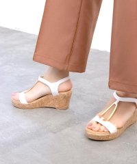 masyugirl/マシュガール masyugirl 【4E幅広・大きいサイズ】7cmウェッジソール ゴールドバックルサンダル/507020324