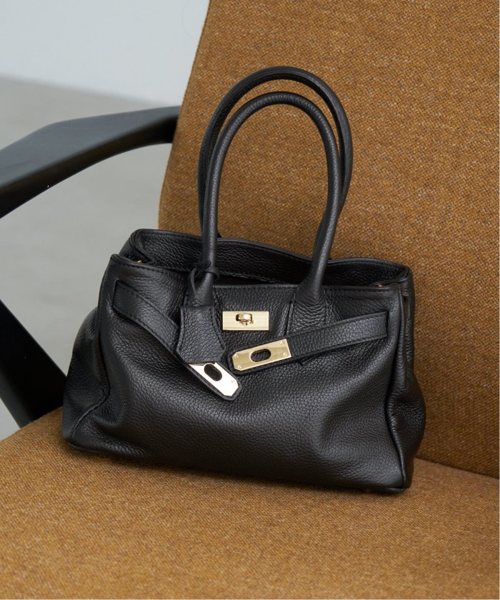 追加》AULENTTI/オウレンティ ベルト付きレザー MIDI BAG バッグ 追加》AULENTTI/オウレンティ ベルト付きレザー MIDI BAG バッグ