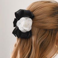 REAL STYLE/リアルスタイル REAL STYLE ヘアクリップ 大きめ リボン 花 フラワー カメリア 白 黒 髪留め まとめ髪 アレンジ ブラック 椿 上品 きれいめ 華/507032537