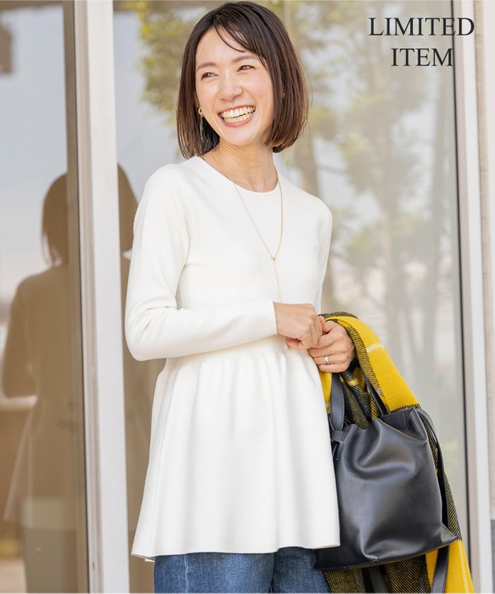 美品 23区 レーヨンポリエステルストレッチ半袖チュニック