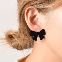 REAL STYLE/リアルスタイル REAL STYLE ピアス レディース リボン ベロア 両耳用 かわいい プレゼント 韓国 おしゃれ きれいめ 大人 上品 スタッド 秋 冬 /507045049