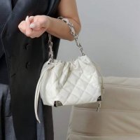 Tomieco/トミエコ Tomieco LEATHER キルティングバッグ 巾着2wayバッグ チェーンハンドル/507047053