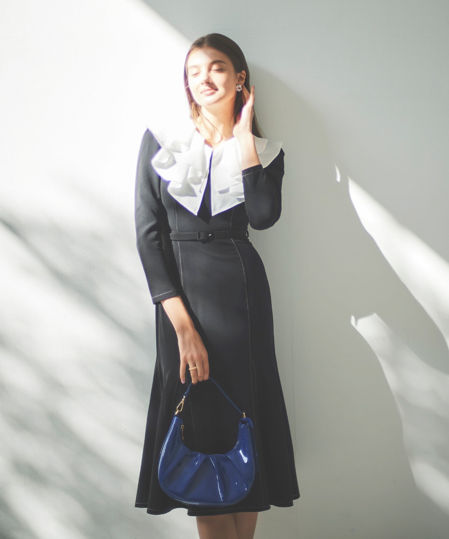 日本未入荷★CHICLINE★ラッフルシェードベルチドワンピース 高身長 カットジョーゼットワンピース（共布ベルト付）（トール