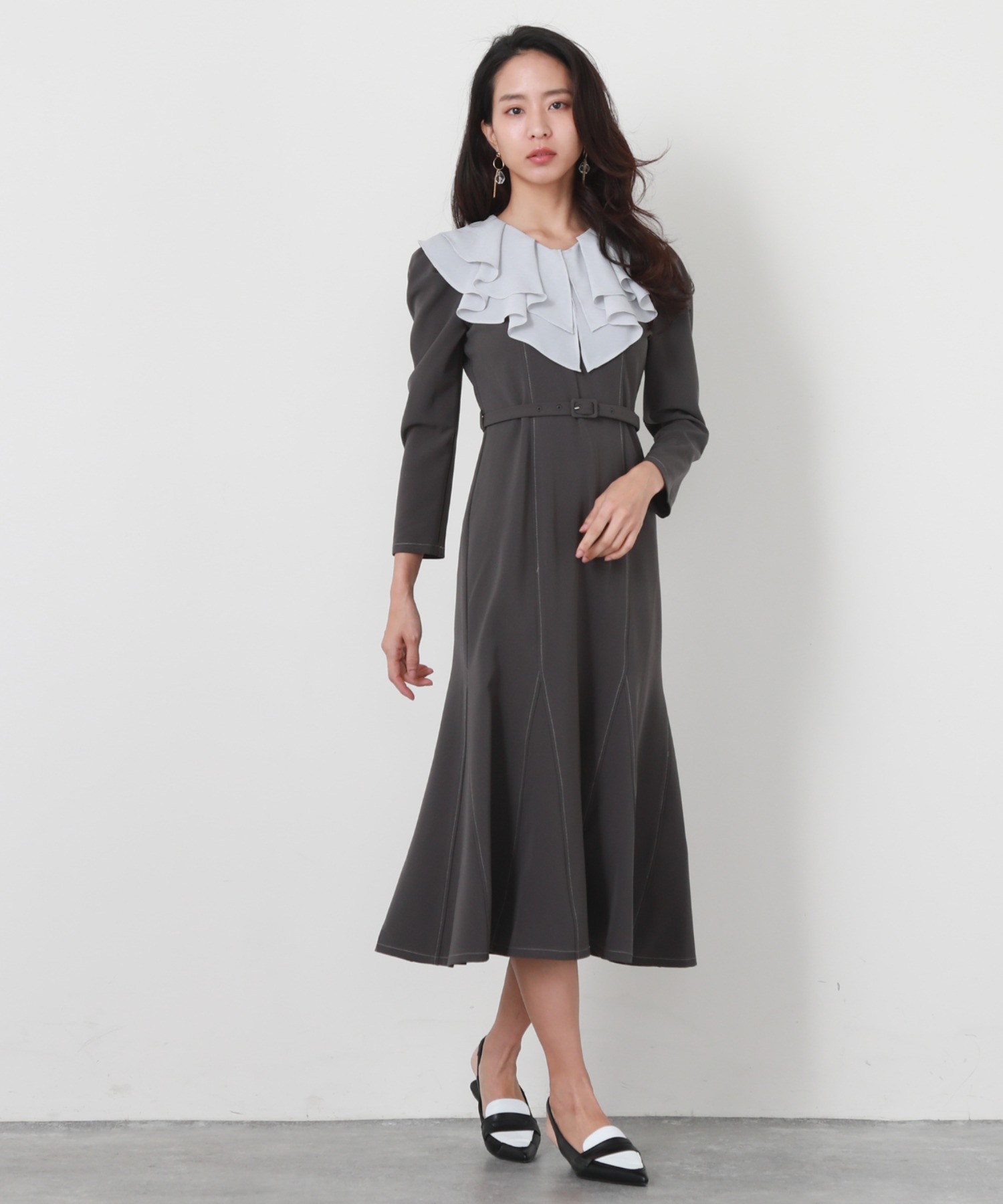 日本未入荷★CHICLINE★ラッフルシェードベルチドワンピース 高身長 カットジョーゼットワンピース（共布ベルト付）（トール