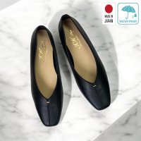 IKplus/アイケープラス IKplus 【日本製】【レイン対応】センターシーム美脚フラットシューズ 【晴雨兼用】■アイボリーエナメル■/507049653