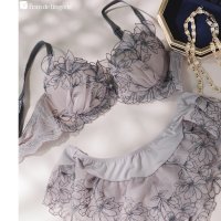 fran de lingerie/フランデランジェリー fran de lingerie 軽やかに揺れるチュールフラワー安定感◎のすっきりバストメイク 「ノーブルティアラブラ002 ブラジャー（/507052573