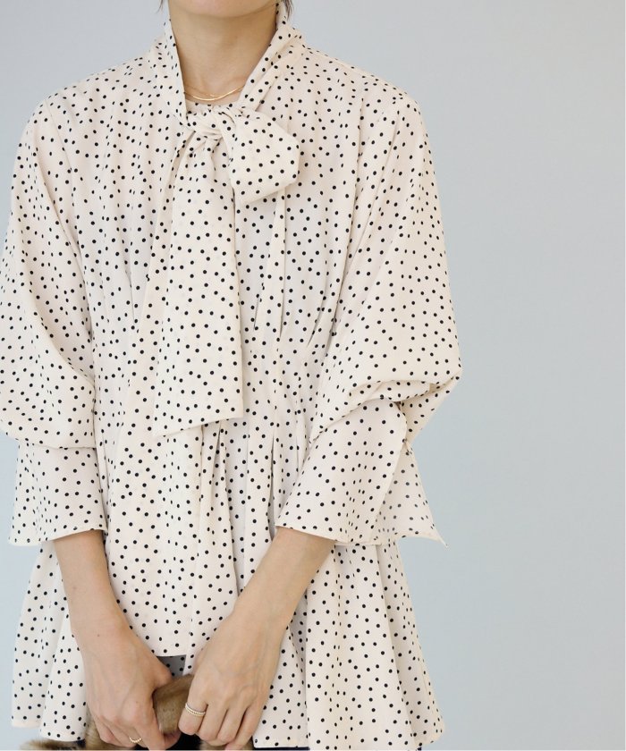 セール 30%OFF】TORRAZZO DONNA/トラッゾドンナ ドットブラウス セール 30%OFF】TORRAZZO DONNA/トラッゾドンナ ドットブラウス