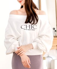 JULIA BOUTIQUE/ジュリアブティック JULIA BOUTIQUE ヘルシーな肌見せができる。CHICオフショルダースウェットトップス/507087733